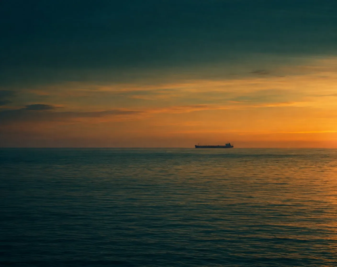 Ship on the horizon